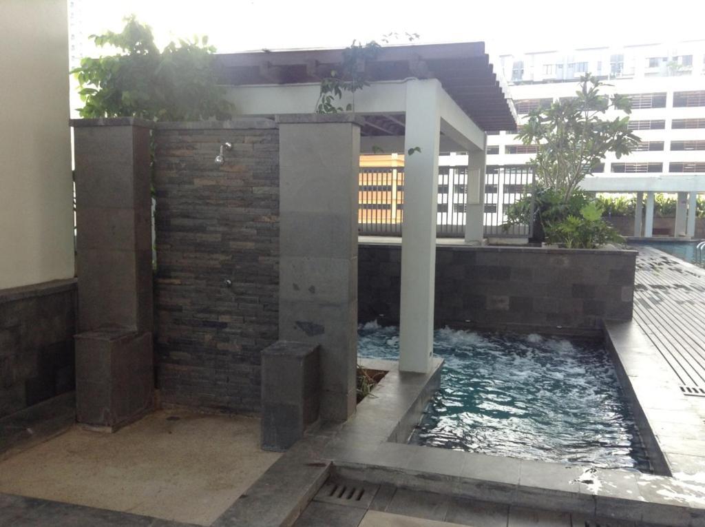 2 Bedrooms - Thamrin Executive Apartment At Jakarta Center Luaran gambar