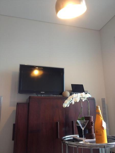 2 Bedrooms - Thamrin Executive Apartment At Jakarta Center Luaran gambar