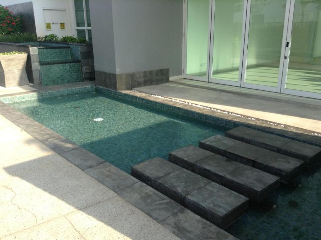 2 Bedrooms - Thamrin Executive Apartment At Jakarta Center Luaran gambar