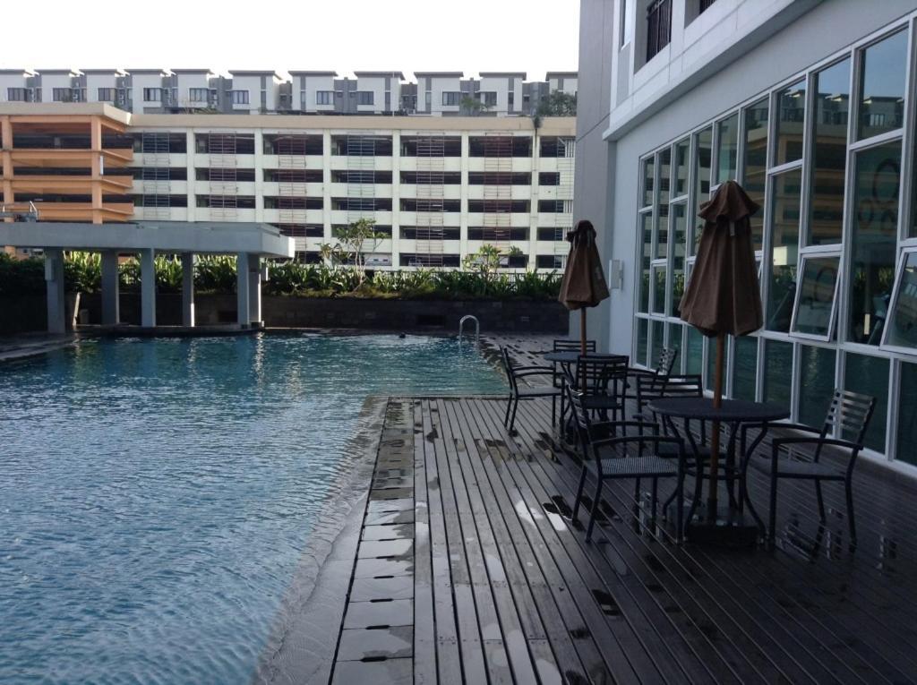 2 Bedrooms - Thamrin Executive Apartment At Jakarta Center Luaran gambar