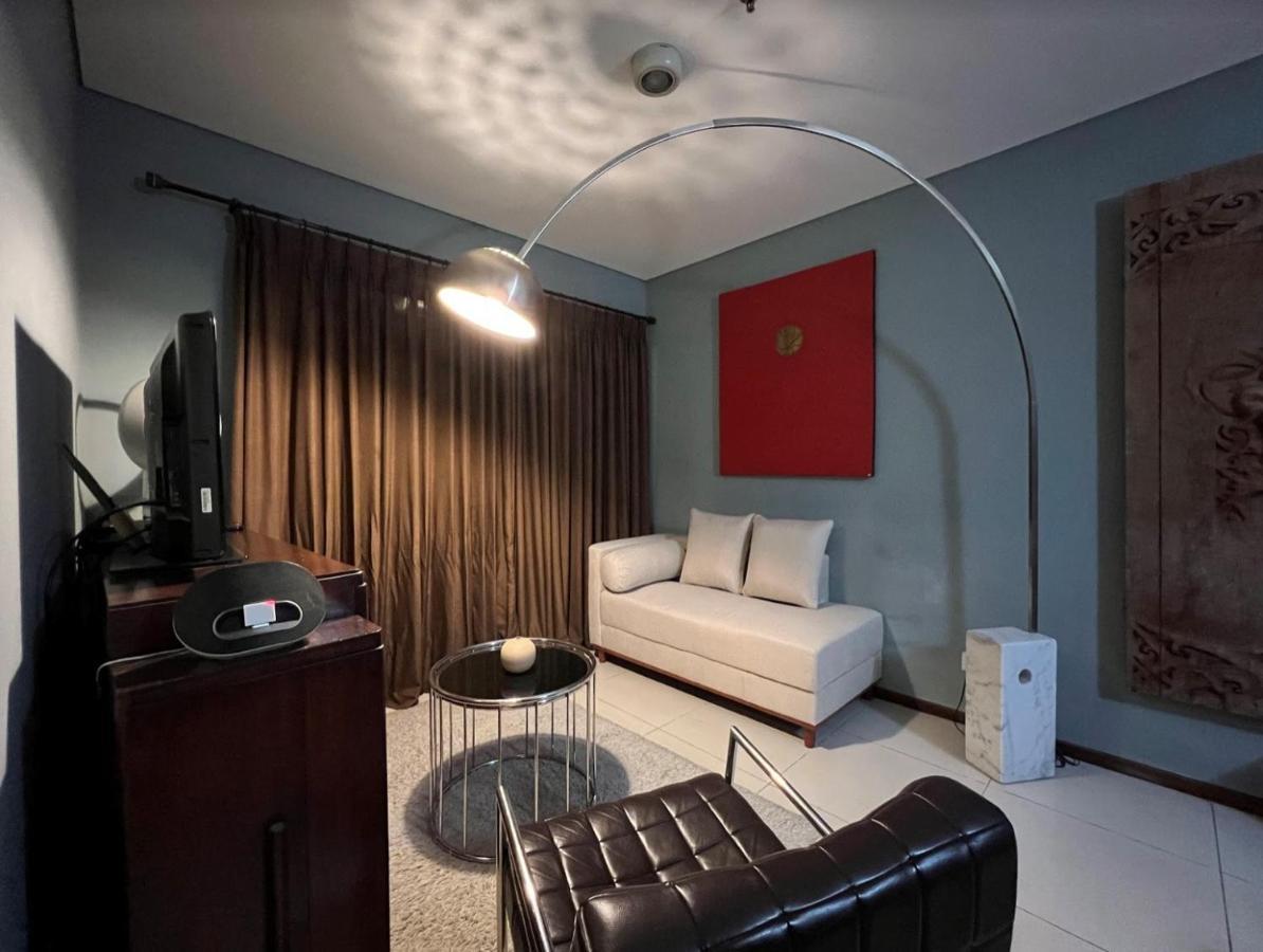 2 Bedrooms - Thamrin Executive Apartment At Jakarta Center Luaran gambar